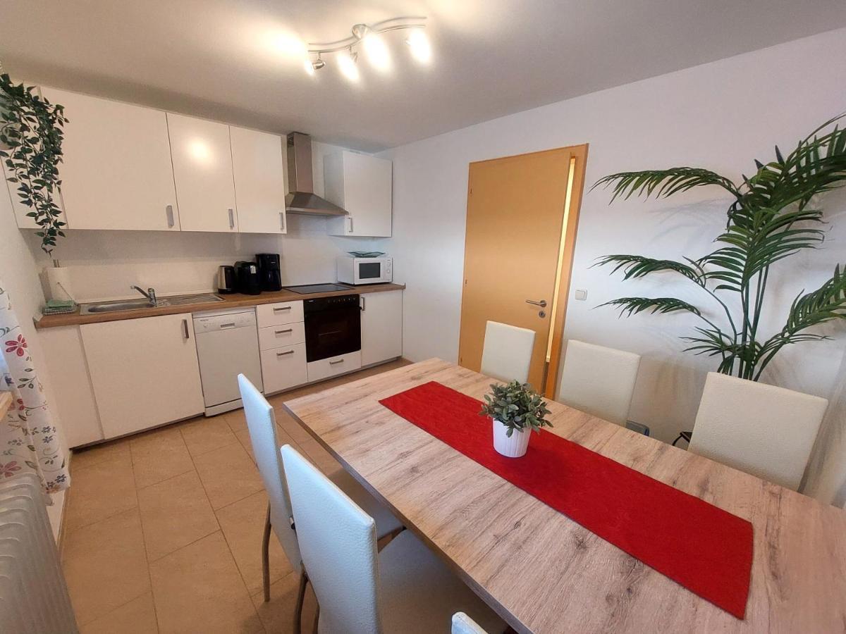 Gaestehaus U Ferienwohnungen Veronika Incl Fruehstuecksbuffet Und Koenigscard Mit 200 Kostenlosen Attraktionen Унтерамергау Екстериор снимка