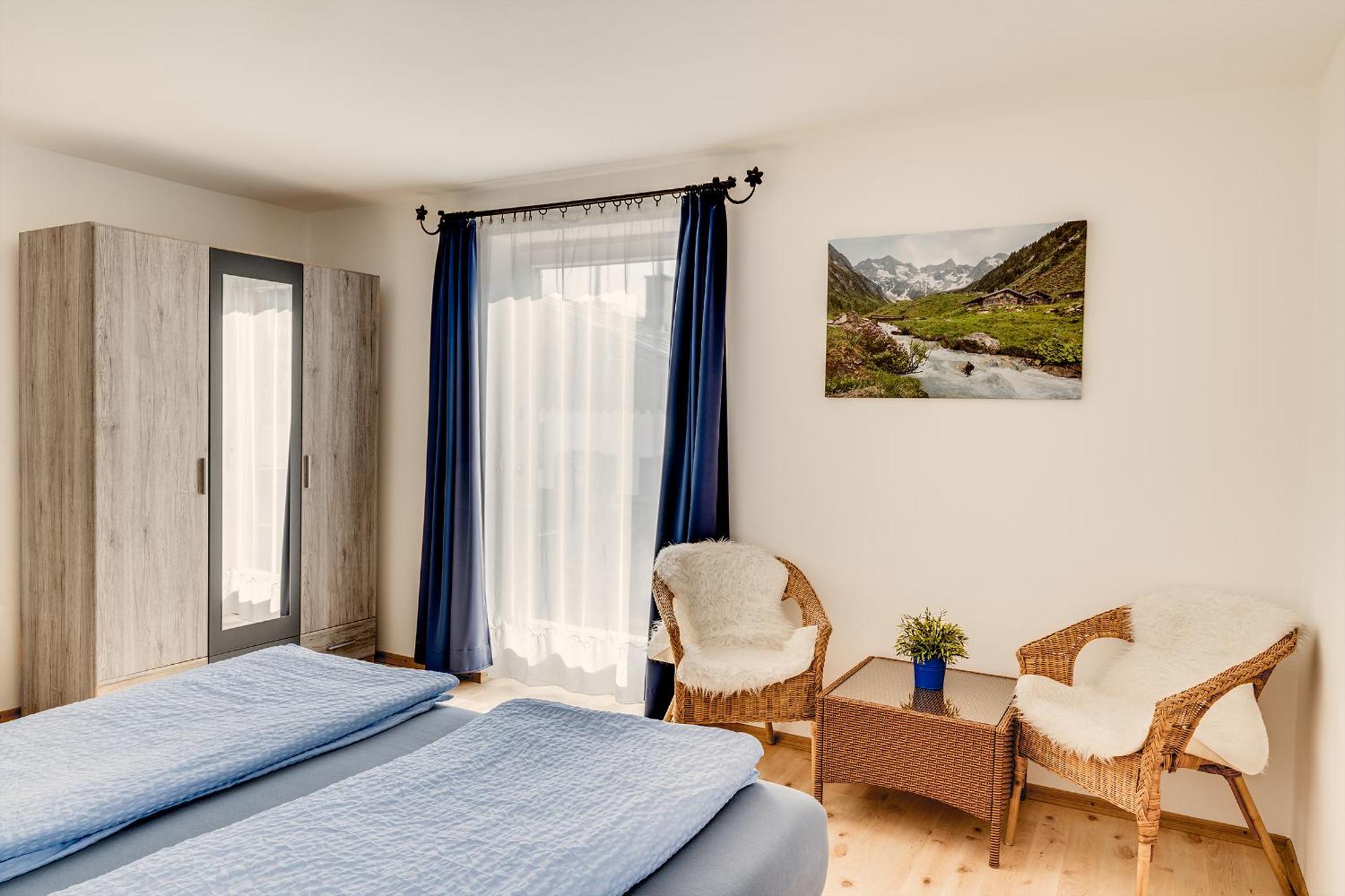Gaestehaus U Ferienwohnungen Veronika Incl Fruehstuecksbuffet Und Koenigscard Mit 200 Kostenlosen Attraktionen Унтерамергау Екстериор снимка